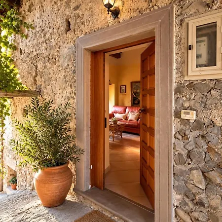 Il Granaio Del Barone - Dimora Storica Nel Cilento *