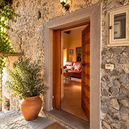 Apartament Il Granaio Del Barone - Dimora Storica Nel Cilento *